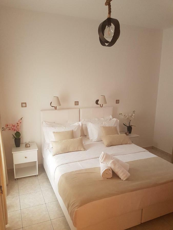 Santorini Family Apartments Kamári 外观 照片